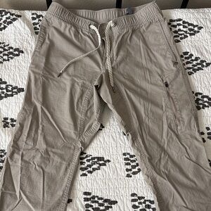 Vuori Men's Tan Ripstop Pants